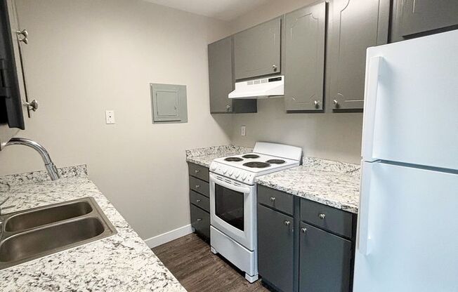 2 beds, 2 baths, 948 sqft, $1,174, Unit 202-B