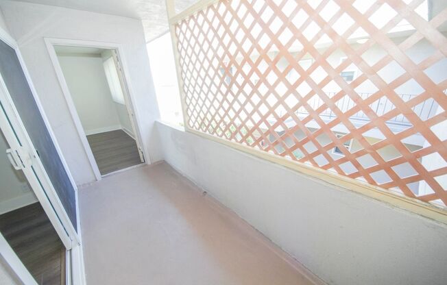 1 bed, 1 bath, $2,395, Unit 24