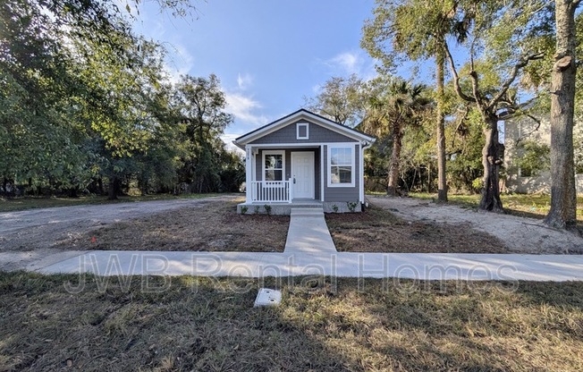 1218 ODESSA ST
