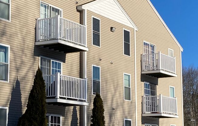 Welcome Home to The Residences at Spaulding Place, Large 2 bed 1 bath modern apartment with W/D Hook ups.