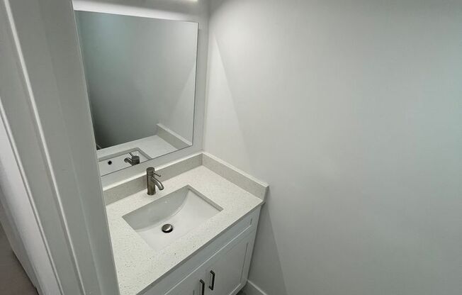 2 beds, 1.5 baths, 1,050 sqft, $1,349, Unit #50