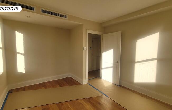 3 beds, 3 baths, $14,000, Unit PHD