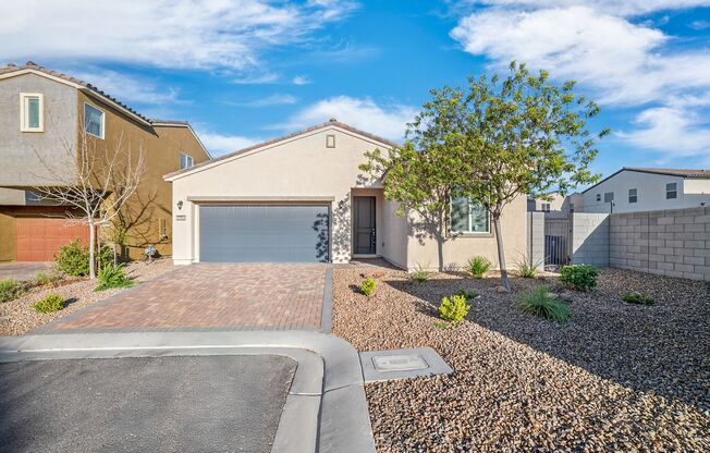MOVE-IN READY SINGLE-STORY 3-BEDROOM 2-BATHROOM HOME!