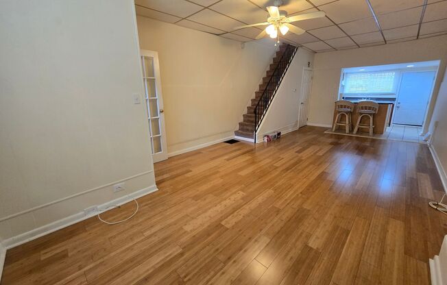 LOVELY 2 BEDROOM BREWERY TOWN HOUSE AVAILABLE NOW