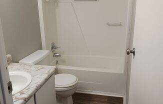 1 bed, 1 bath, 600 sqft, $775, Unit 30