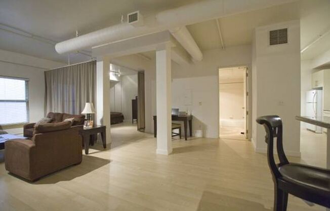1 bed, 1 bath, 1,033 sqft, $2,524, Unit 1023-308