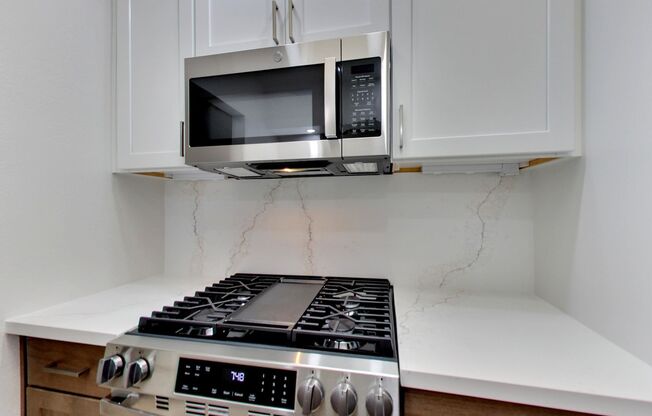 2 beds, 2 baths, 1,149 sqft, $3,221, Unit 3064