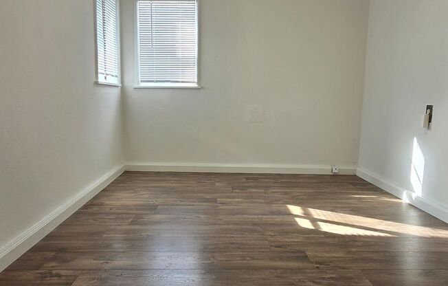 2 beds, 1 bath, $2,150