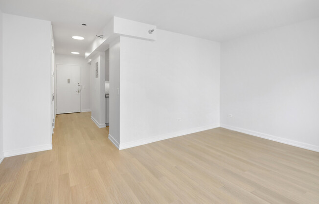Studio, 1 bath, $3,750, Unit P7G