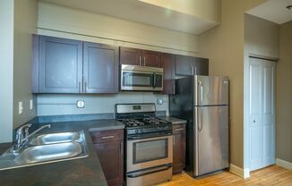 1 bed, 1 bath, 722 sqft, $1,100, Unit 301C