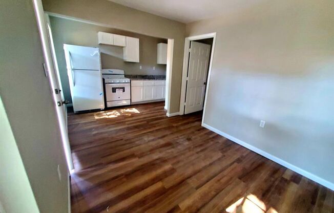 $399.00 Move In SPECIAL - Updated Studio Apartment in Fort Worth: Classic Style with Updates
