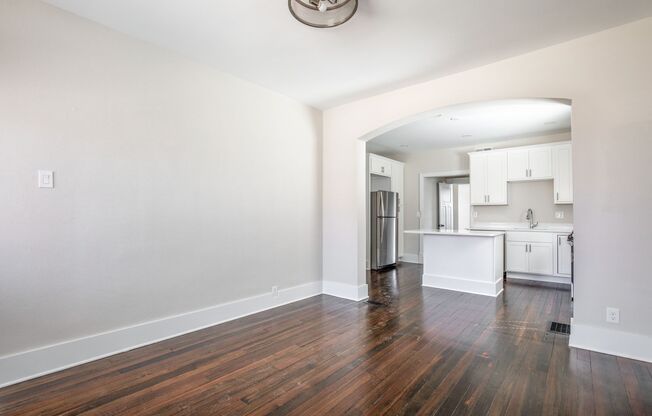 Charming Renovation in the HEART of DOGTOWN!