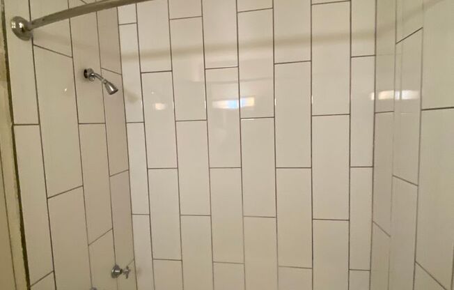 Studio, 1 bath, $899, Unit 3611-012