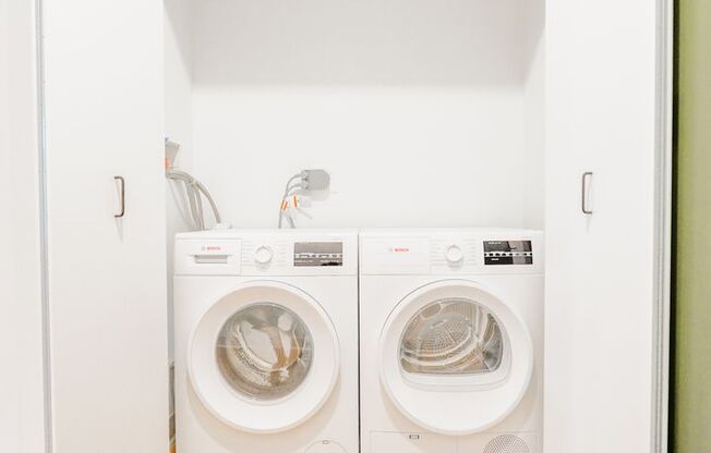 1 bed, 1 bath, 389 sqft, $3,020, Unit 315