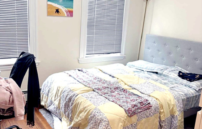 Spacious 4 Bed - Close to Tufts University - Natural Light