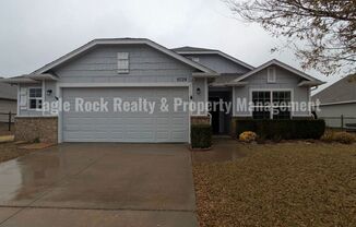 Owasso Home for Rent (3beds/2baths)