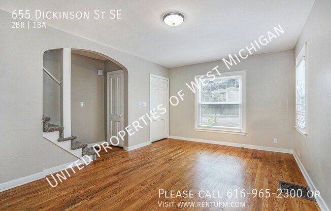 655 Dickinson St SE