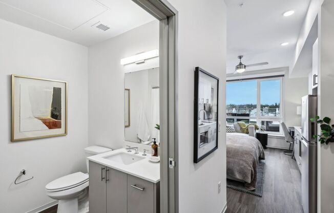 Studio, 1 bath, 308 sqft, $1,450, Unit 534