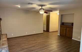 3 beds, 2 baths, $1,300