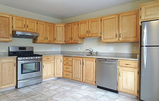 Great location on Cul-de-Sac