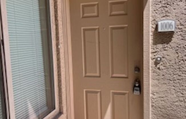 1st Floor Condo in Gated Sunset Cliffs community