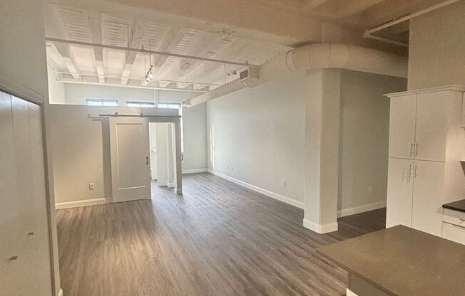 1 bed, 1 bath, 890 sqft, $2,300, Unit 303A