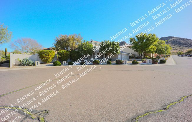 6434 W HONEYSUCKLE DR