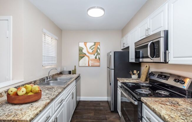 1 bed, 1 bath, 645 sqft, $1,199, Unit 12107