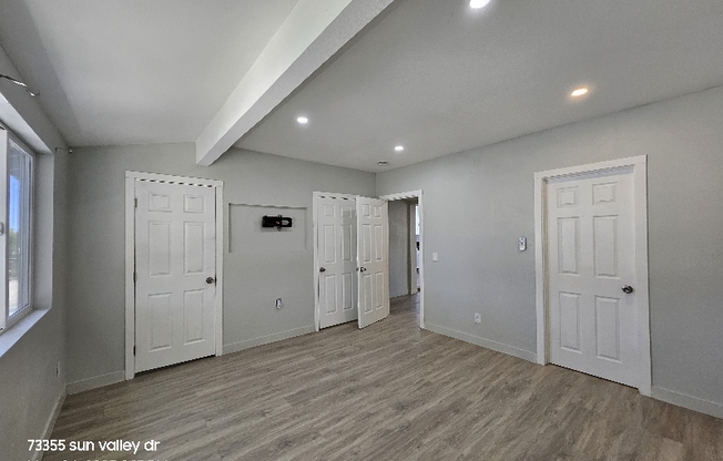 73355 SUN VLY DR