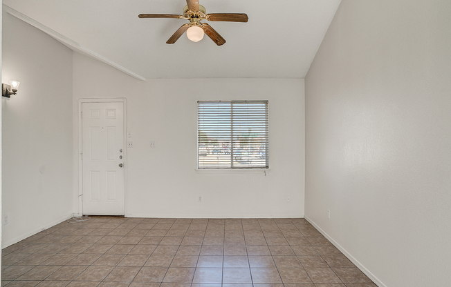 3 beds, 1 bath, $1,150