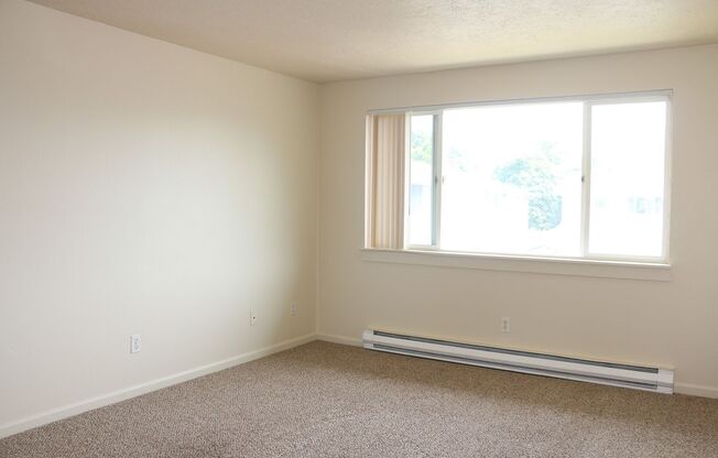 2 Bedroom at the Parkway Apartments in South Corvallis