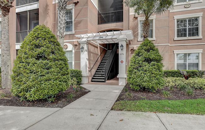 3 beds, 2 baths, $1,865, Unit UNIT 103