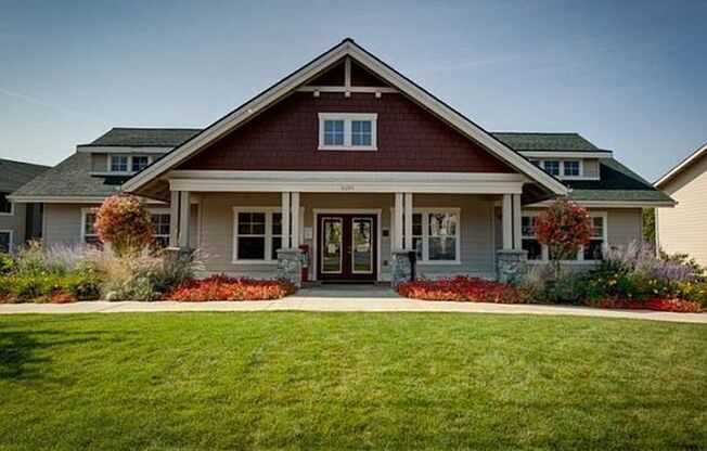 2 beds, 1 bath, 966 sqft, $1,595, Unit 9125