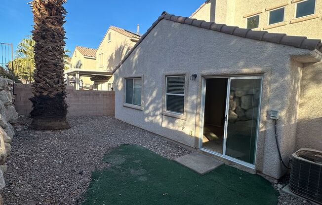 3 beds, 2.5 baths, $1,799