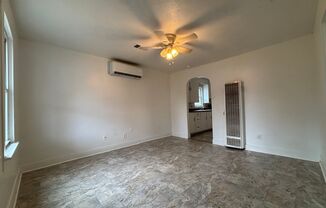 2 beds, 1 bath, $750