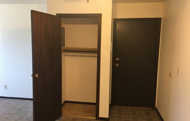 1 bed, 1 bath, $890