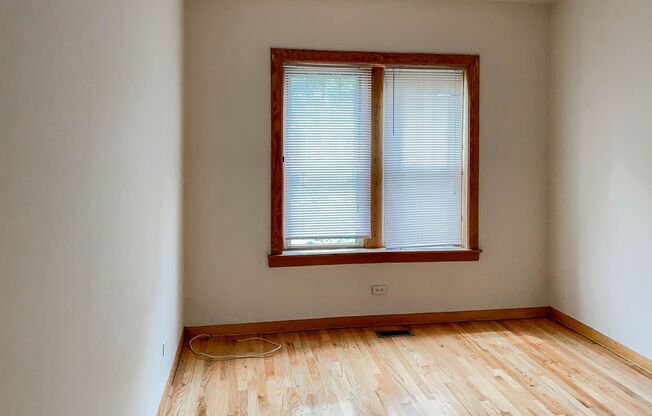 2 beds, 1 bath, 815 sqft, $2,100, Unit 4817-3A