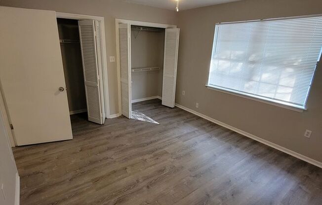 Nice Townhouse on Victory Dr