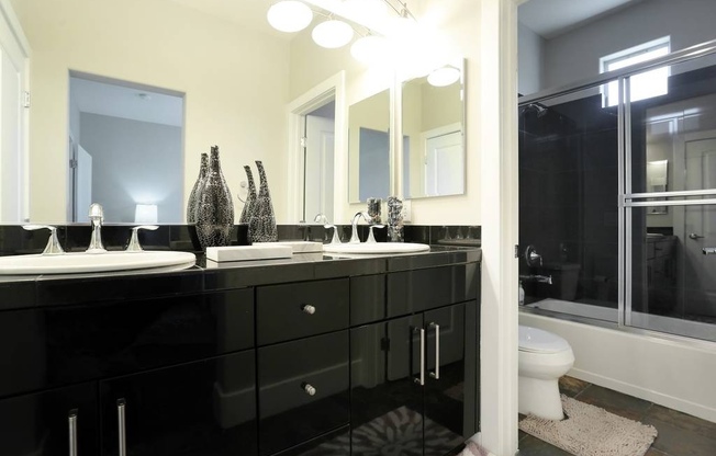 2 beds, 2.5 baths, $2,150, Unit #1130