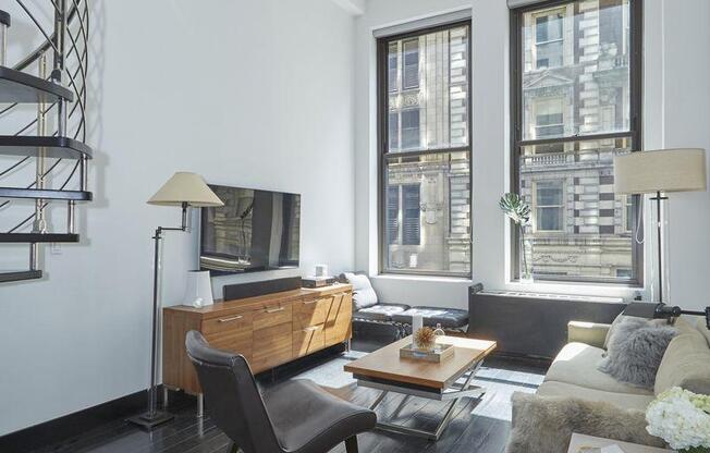 Studio, 1 bath, 671 sqft, $5,500, Unit 4M