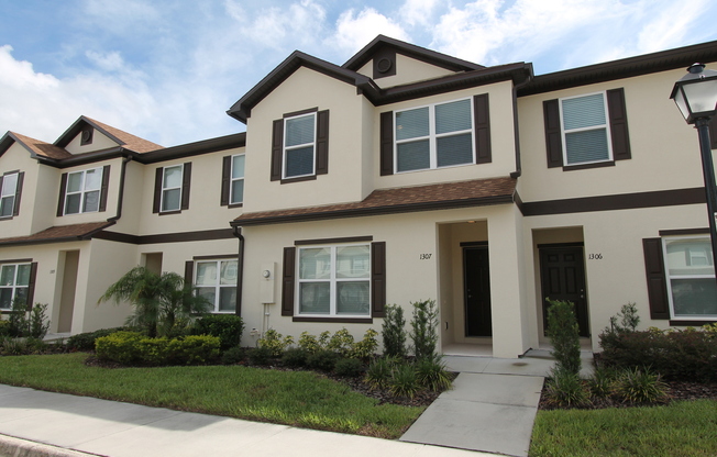 Winter Springs - 3 Bedroom, 3 Bathroom - $1,950.00
