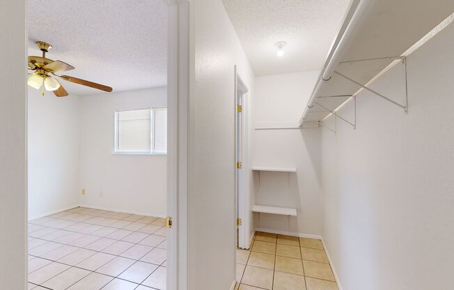 3 beds, 1 bath, $1,295