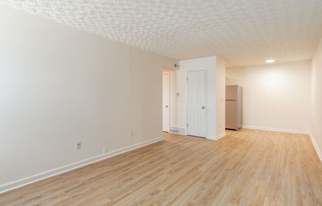 1 bed, 1 bath, 805 sqft, $1,100