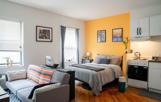 Studio, 1 bath, $1,200, Unit 840-612