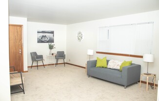 1 bed, 1 bath, 775 sqft, $1,125, Unit 1593H
