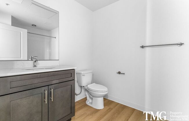 1 bed, 1 bath, 746 sqft, $1,599, Unit E112