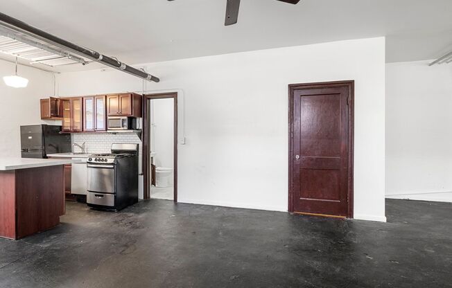Studio, 1 bath, 435 sqft, $750, Unit G2