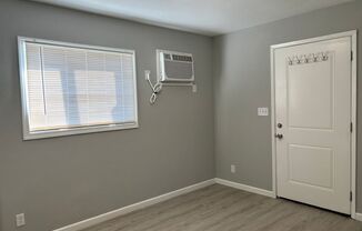 3 beds, 1 bath, $1,250