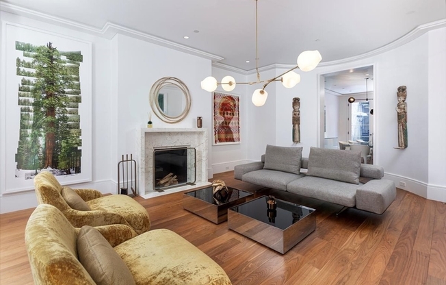 21 CHESTNUT ST