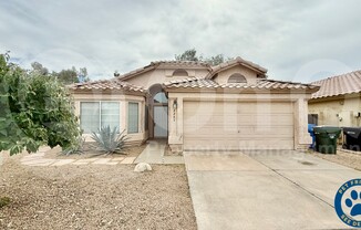 2239 E MORROW DR